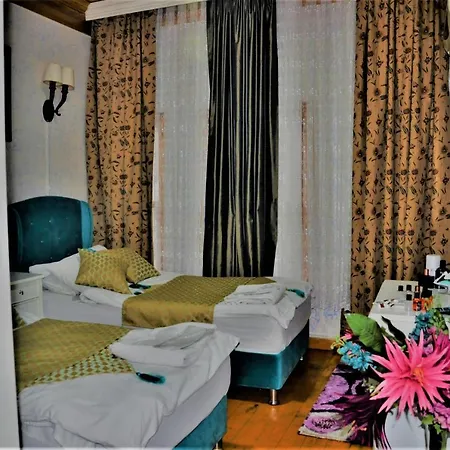 The Trip Old City Hotel 3*