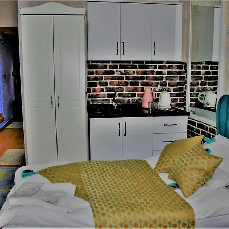 The Trip Old City Hotel 3*