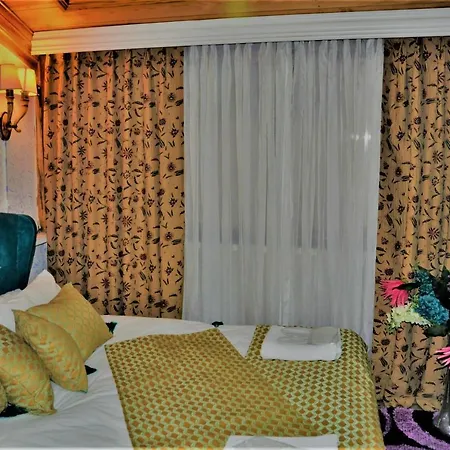 Hotel The Trip Old City 3*