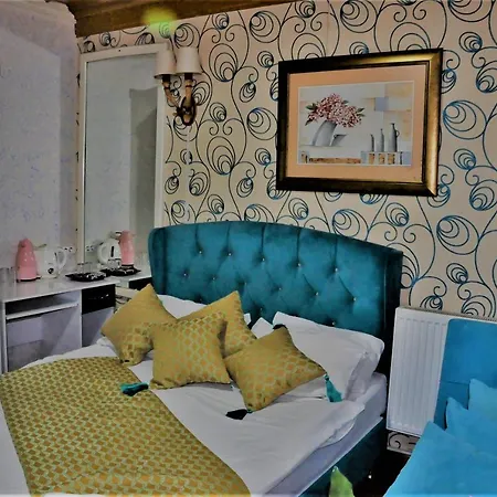 The Trip Old City 3*